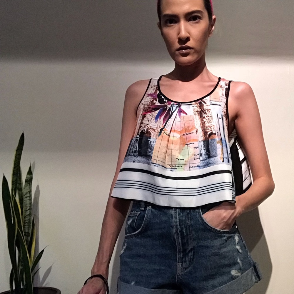 Clover Canyon flounce crop top size small